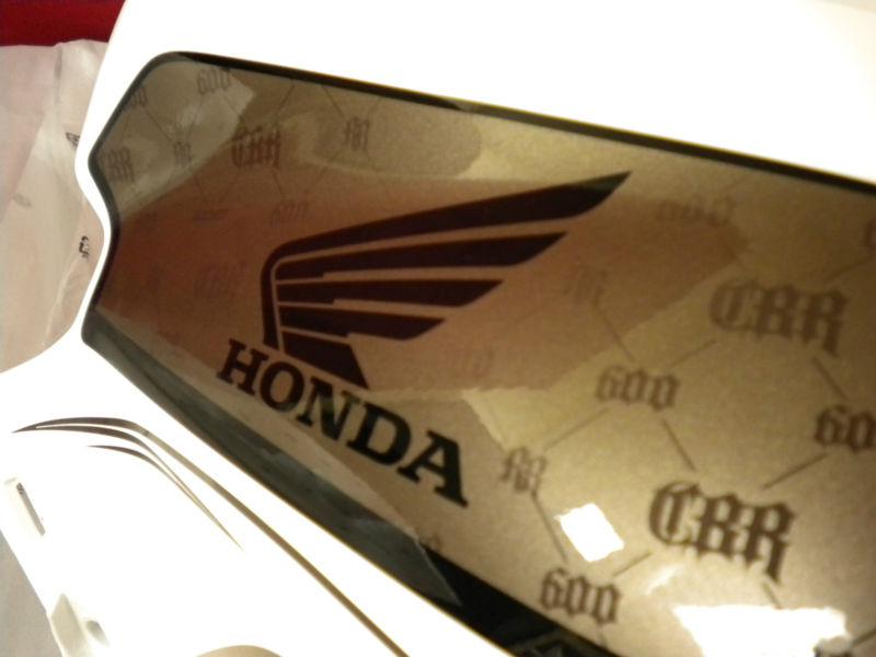 New fuel tank cover for your honda cbr 600rr priced to sell phoenix edition