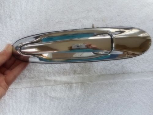 1998-2000 lincoln town car left rear outside door handle chrome (used)
