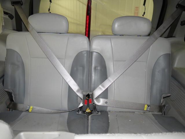 2004 chevy trailblazer ext rear seat belt & retractor only 3rd row left gray