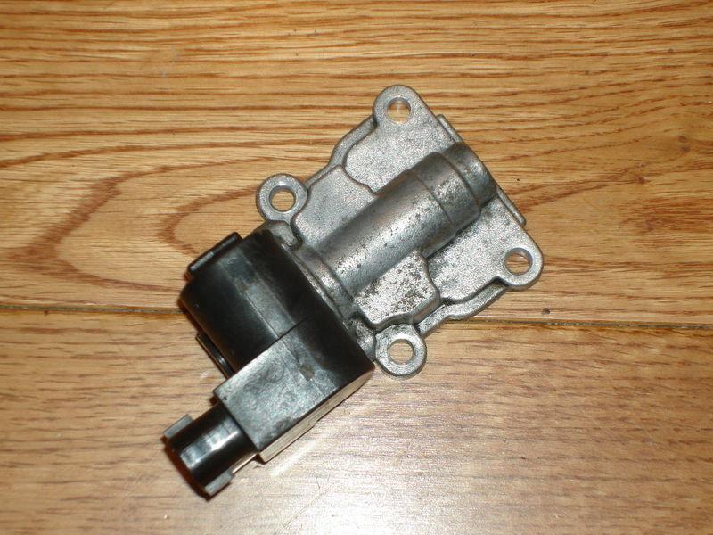 99 toyota corolla 1zz-fe 1.8l iac idle air control valve chevy prizm 22270-22010