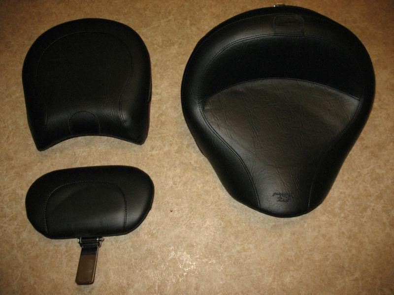 Kawasaki vulcan nomad 1600 mustang seat set