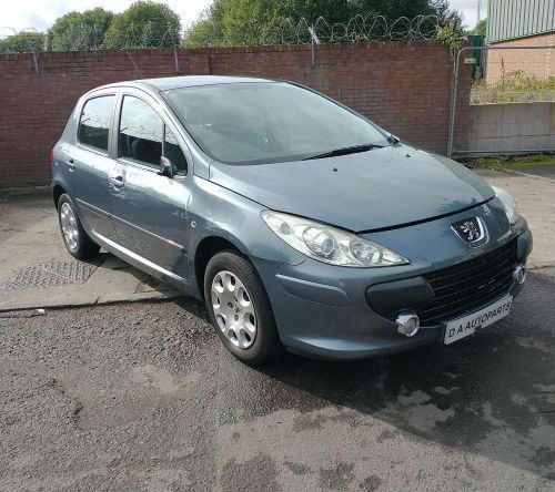 Peugeot 307 glove box x-line 5 door hatchback 8220ty 01-09