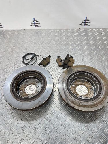 Bmw 3 series f30 f31 320 320d pre lci rear brake discs and pads 300mm