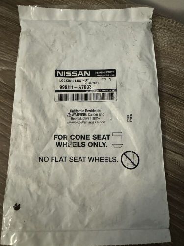 Used bag infiniti nissan oem wheel lock set part # 999h1-a7003