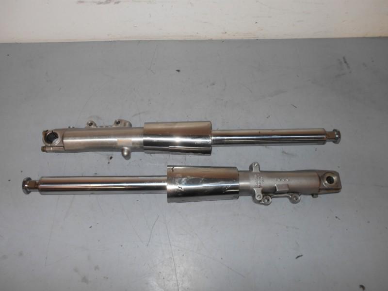 #1013 - 2003 03 harley touring ultra classic  front forks shocks straight