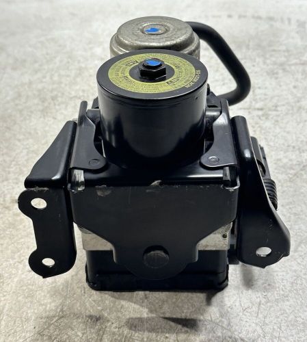 2007 - 2011 toyota camry hybrid abs anti lock brake abs pump unit 44510-30270 oe