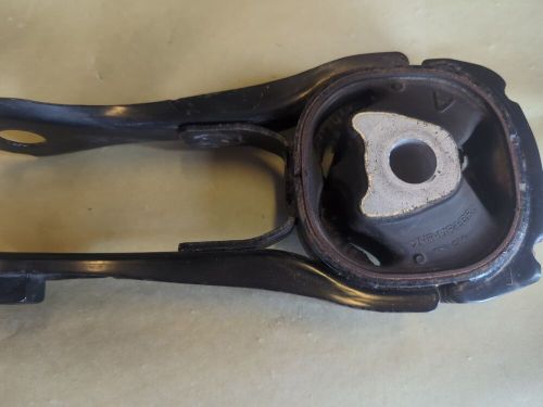 Toyota prius 16-18 engine mount, rod support mount, 12363-37030, c14