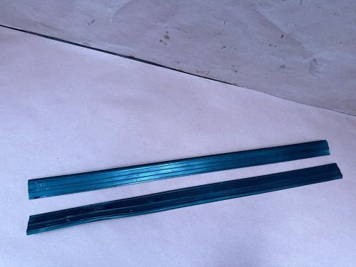 Bmw e21 320i genuine door sill strip molding pair black pair oem #83239