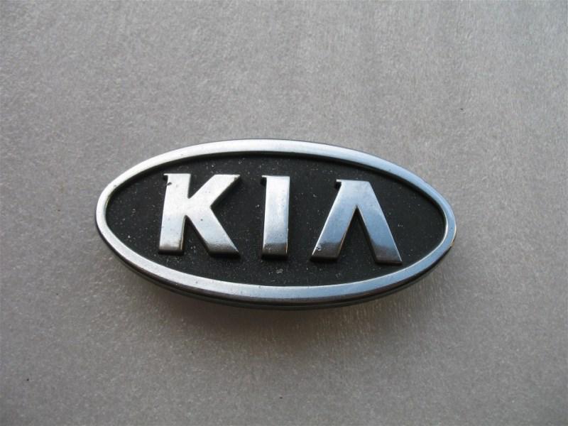 2002 kia spectra front grille chrome emblem decal logo badge oem used 01 02 03 