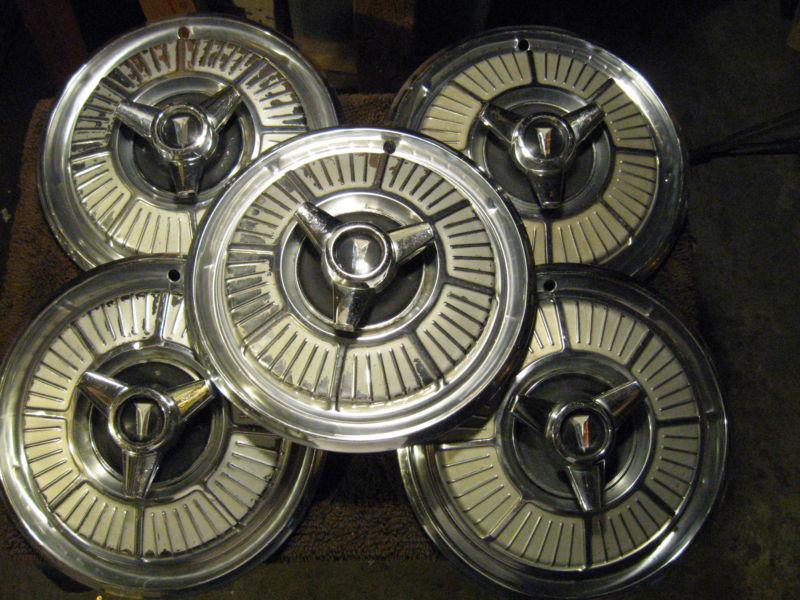 1964-65 plymouth,mopar,  14' gtx ,satellite hubcaps spinners set of 5 ! 