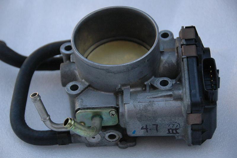 22030-50170  4.7l sequoia,tundra throttle body