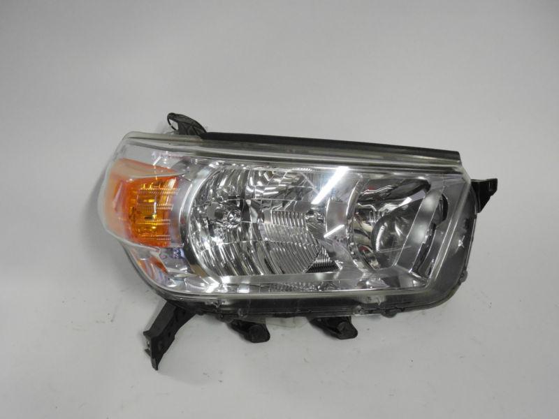  2010 2011 2012 toyota 4runner oem right headlight nice!