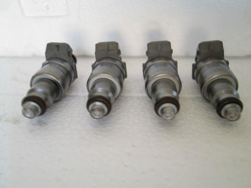 Purchase Jeep Cherokee Wrangler Dodge Dakota Set of 4 Fuel Injectors ...