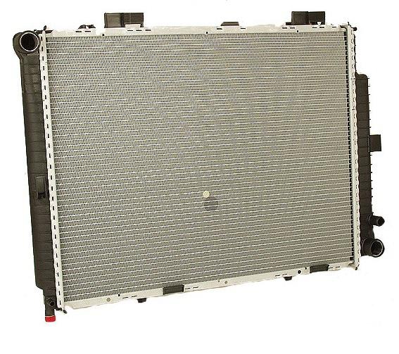 Mercedes w210 e300 e420 e430 e430 4m radiator oem  2105001203