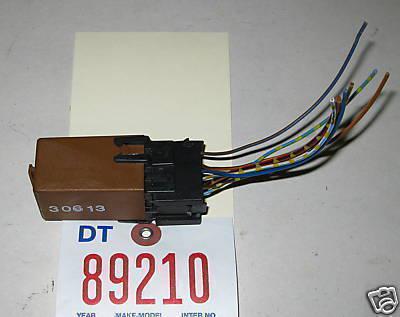 Bmw 93 325i crash alarm module/relay 1 384 732 1993