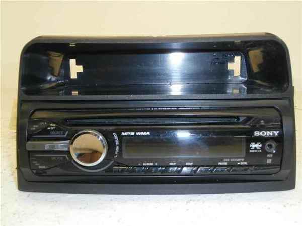 Sony xplod cdx-gt25mpw cd radio aux 52x4 watts