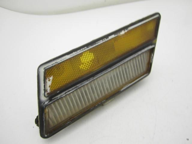 Corvette orig. drivers side lh front side marker light lamp 1980-1982