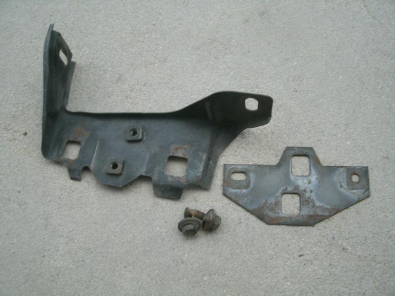 1982-1992 camaro upper front l/h driver side bumper brackets