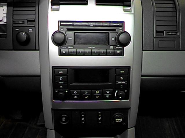 2007 dodge durango radio trim dash bezel 2607760