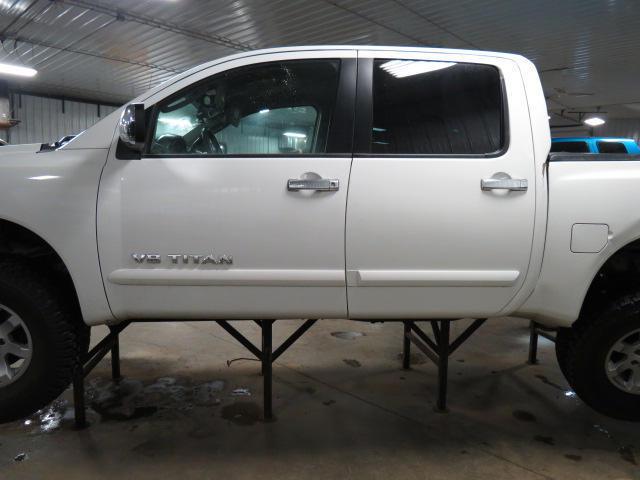 2005 nissan titan 73708 miles front door left 2474493