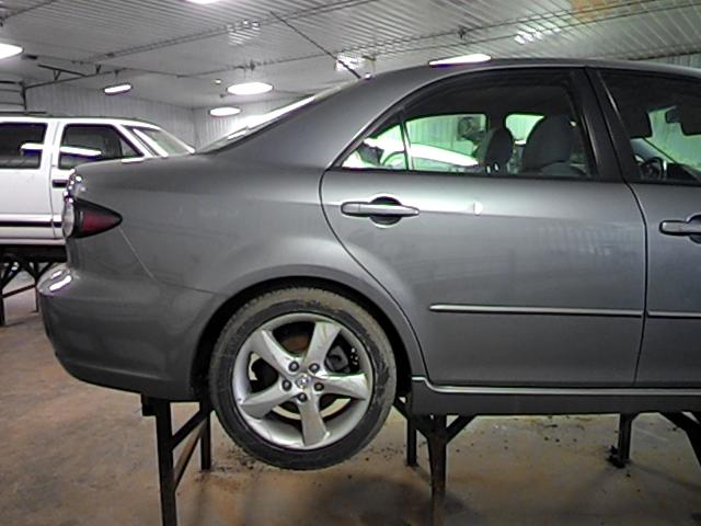 2008 mazda 6 87067 miles rear or back door right 2588364