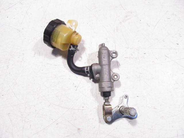 Suzuki gsx600f gsx750f katana 600 1998-2005 rear brake master cylinder 79233