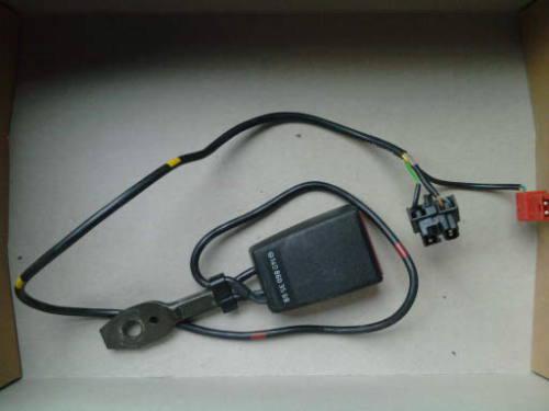 Mercedes w140 seat belt latch front driver 1408603569