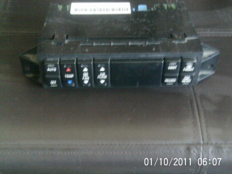 98 - 04 buick park ave 3.8l v6 mpi a/c heater climate control oem p/n 16202304