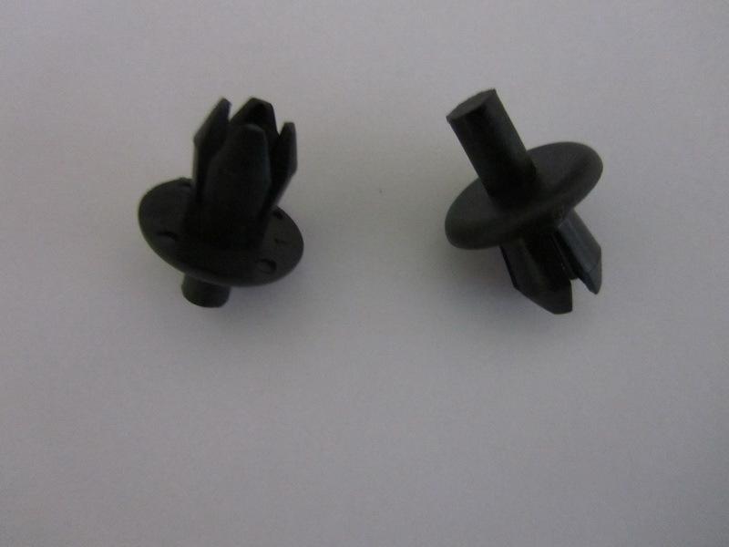 Bmw push-in rivet black 1916670  (10 pcs)