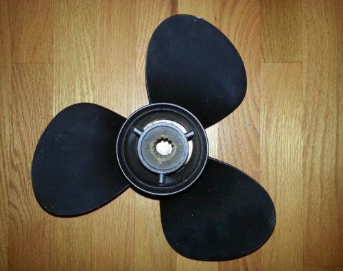 New quicksilver black diamond mercury / mariner 25 - 70 hp 12 1/4 x 9  propeller