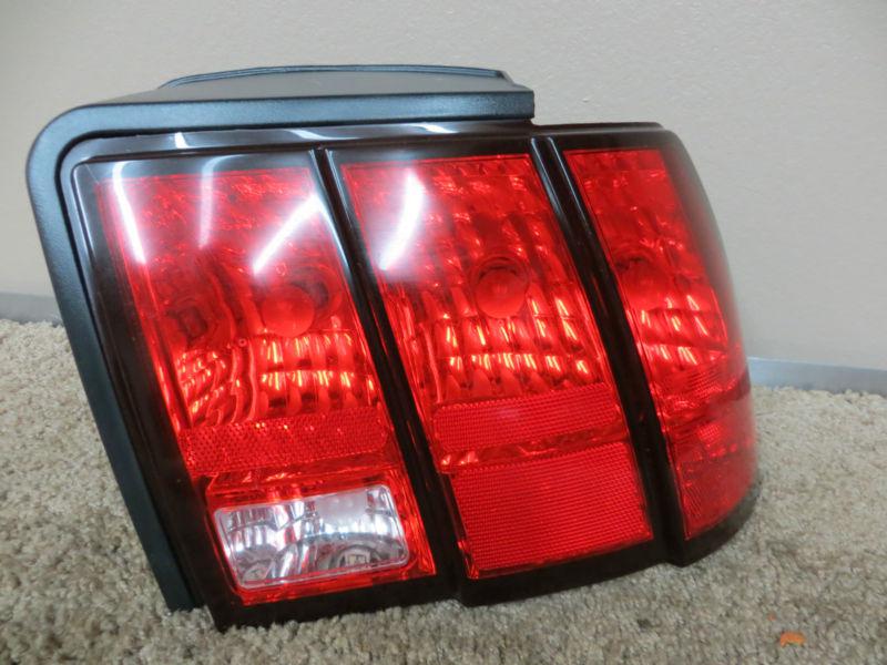 99 04 mustang gt cobra rh passenger taillight lamp oem factory 00 01 02 03 ford