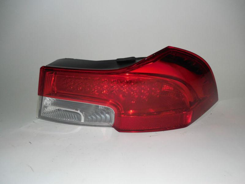 2011 2012 2013 volvo c70 oem right tail light  