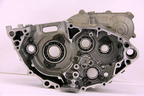 Right engine case 2005 yamaha yz250f yz 250f crank case oem