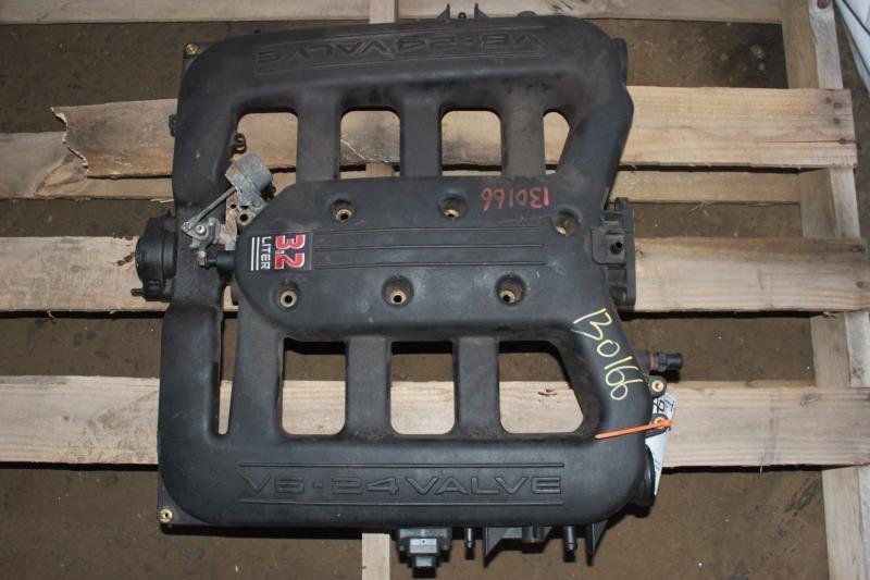 99 00 01 chrysler 300m intake manifold upper 310770