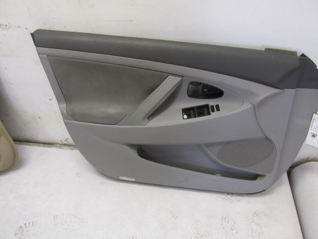 Front interior door trim panel toyota csmry 2007 07  left cloth 645593