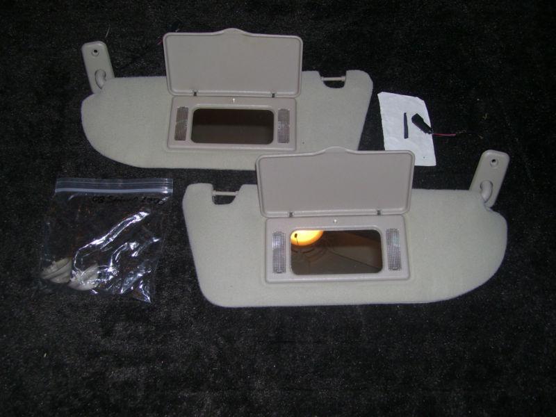 00 01 02 03 04 05 factory saturn l100 200 300 l series sunvisors w/ clips nice  