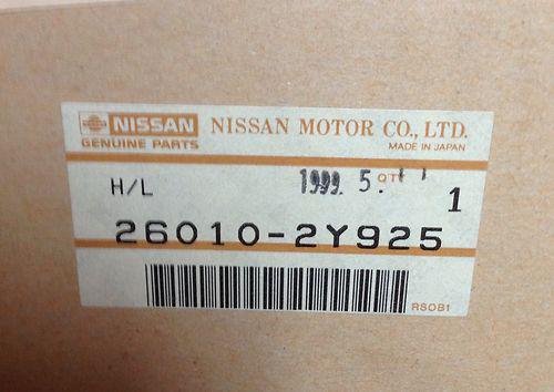 2000 nissan maxima oem right side headlight assembly part # 26010-2y925