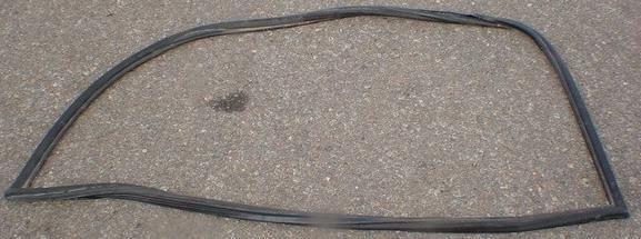 1994 chevrolet corvette rear hatch seal **no reserve**