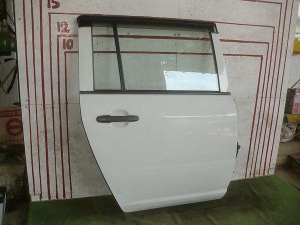 Toyota probox 2004 rear right door assembly [7213300]