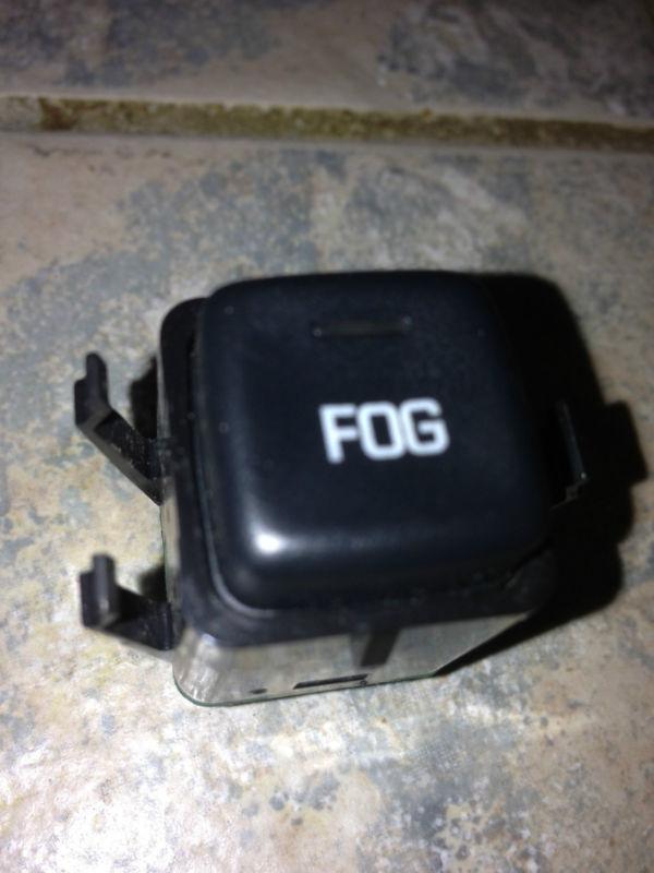 2000-2005 chevy impala monte carlo fog light button switch. works. 