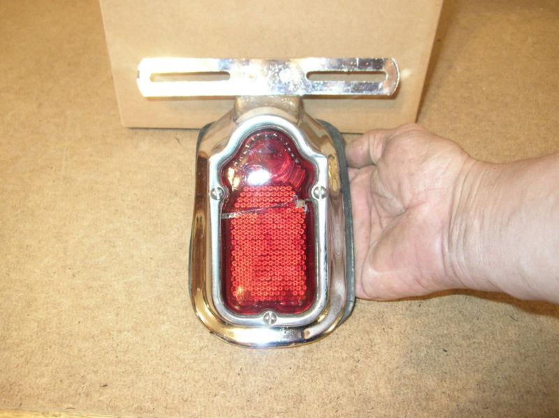 Harley knucklehead panhead tombstone tail light original oem (nice one)