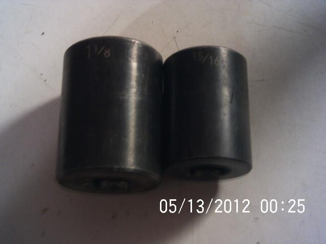 Matco 1/2" drive shallow 1 1/8" ans 15/16 impact sockets