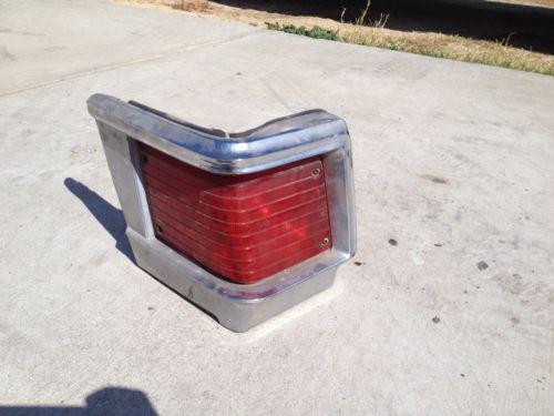 1982 jeep wagoneer tail light