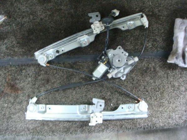 Nissan teana 2007 front right door regulator [3e13120]