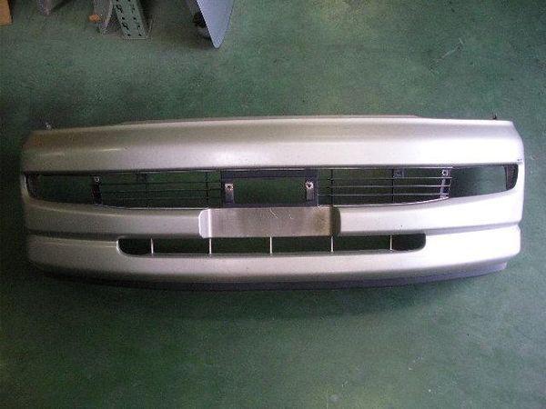 Toyota regius 1998 front bumper assembly [7310100]