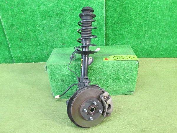 Toyota vitz 2007 front right strut assy [7050100]