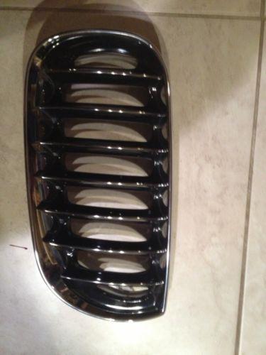 2003-2006 bmw x3 left grille 03, 04, 05, 06 oem