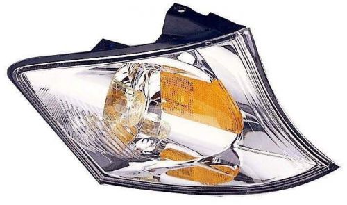 Turn signal / parking light assembly front right maxzone fits 02-03 mazda mpv