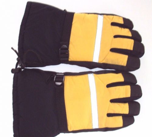 Men&#039;s  black and yellow snowmobile/ski gloves one size