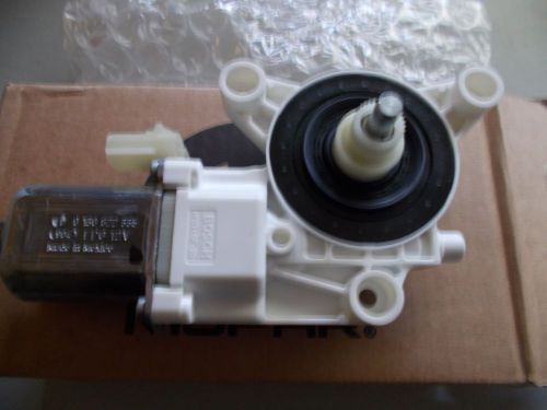 New chrysler power window motor - 68030661aa